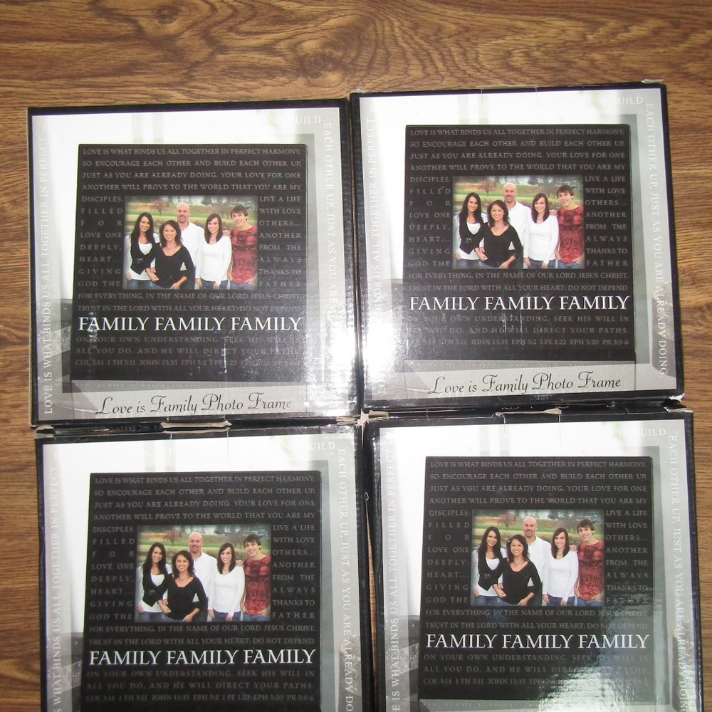 Family is LOVE photo frame